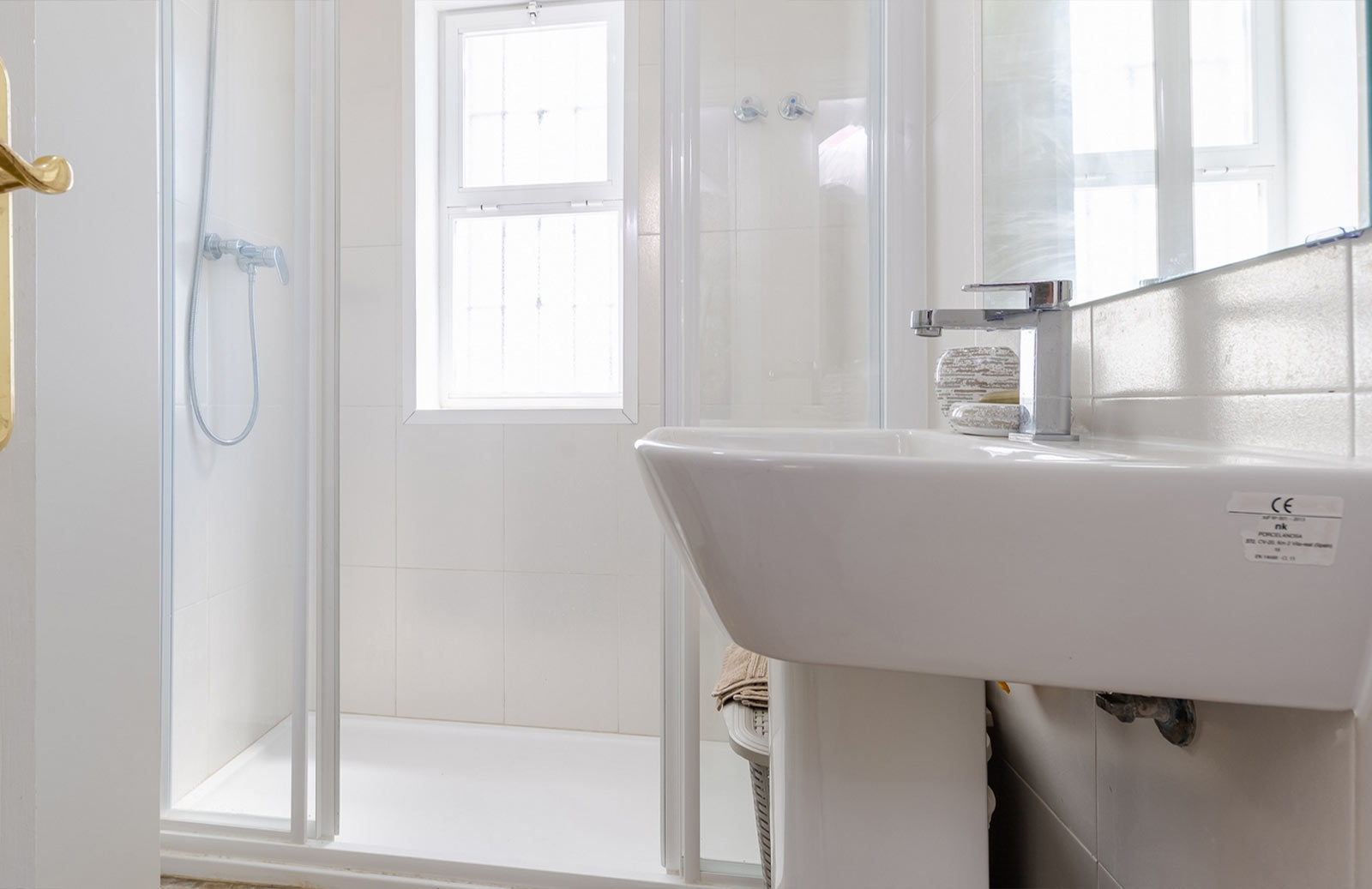Baño de la casa de los aguacates